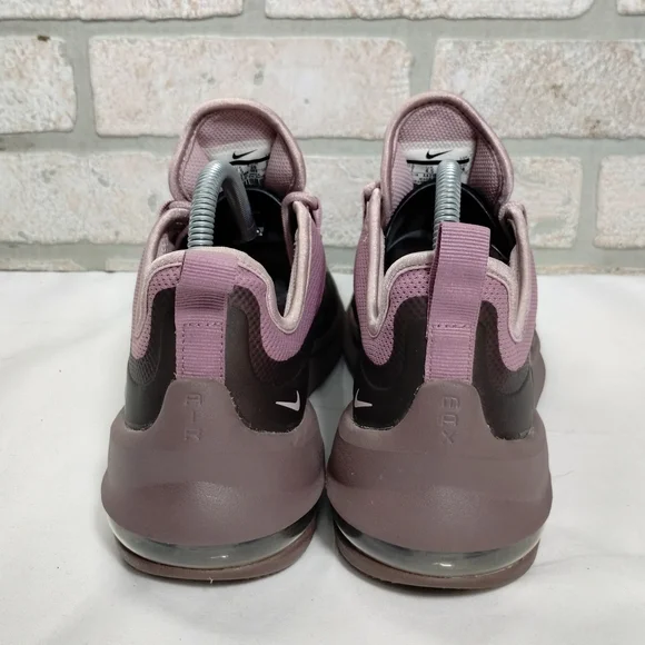 Nike Air Max Axis Women 7 Pink Purple Athletic Shoes Sneakers Streetwear - Picture 5 of 8